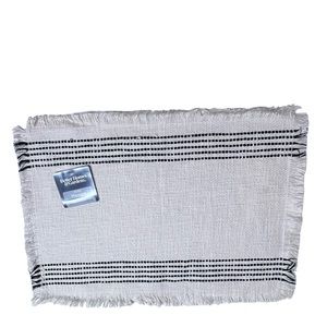 6 Better Home and Garden Jett Stripe Woven 6 Piece Placemats 14x20